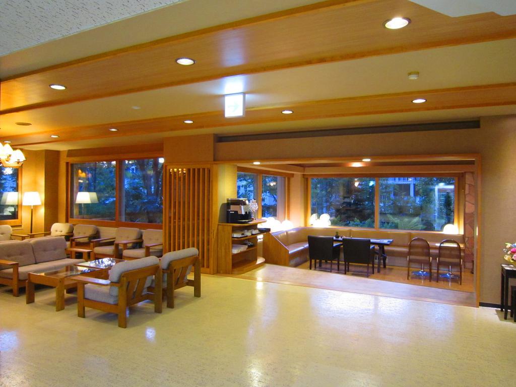 志贺高原菅平酒店 山之內 外观 照片