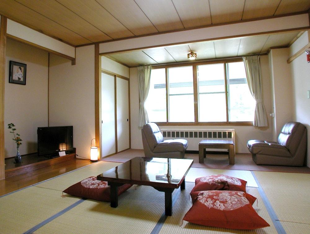 志贺高原菅平酒店 山之內 外观 照片